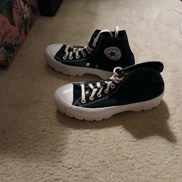 Converse high tops - Picture 1 of 3